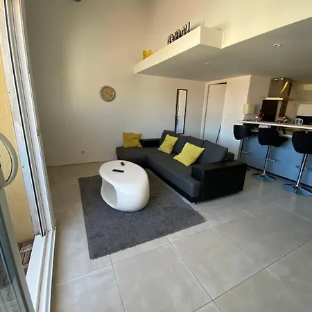 T2 Duplex Centre De Apartmán
